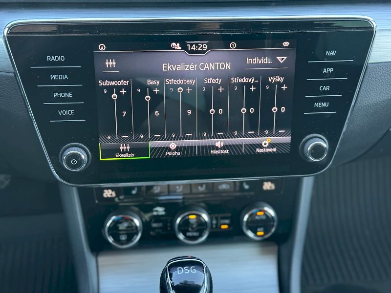 Škoda Superb (2020) Ambition Plus 2.0 TDI 110 kW D - fotka 13 z 25
