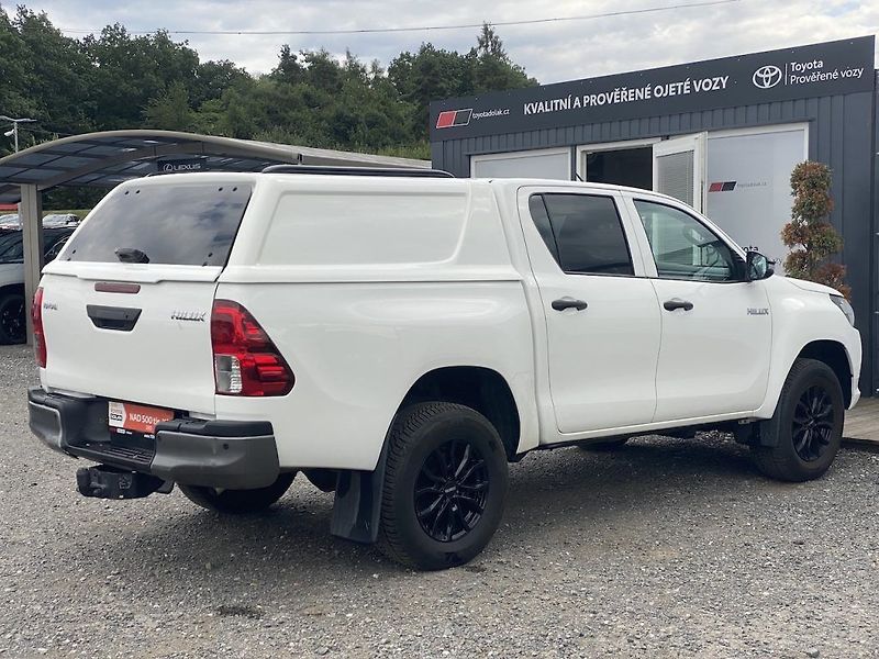 Toyota Hilux 2.4D, ČR, Live, tažné - fotka 7 z 17
