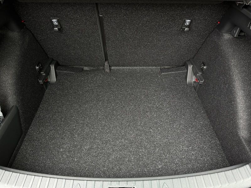 Škoda Scala 1.5TSi DSG 150PS LED V.Cockpit - fotka 43 z 44