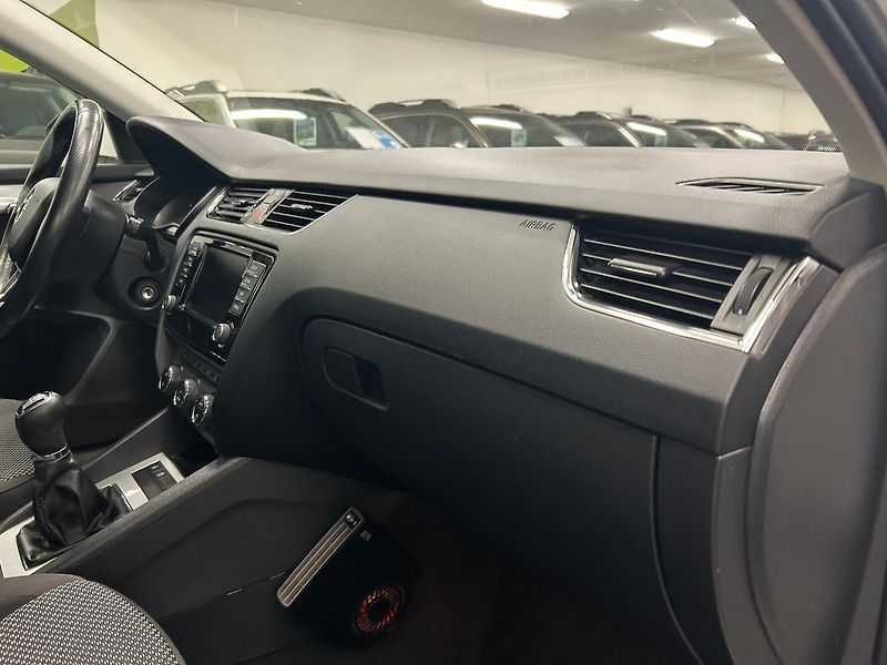 Škoda Octavia (2018) 1.4 G-Tec Ambition 2018 | Záru - fotka 32 z 71