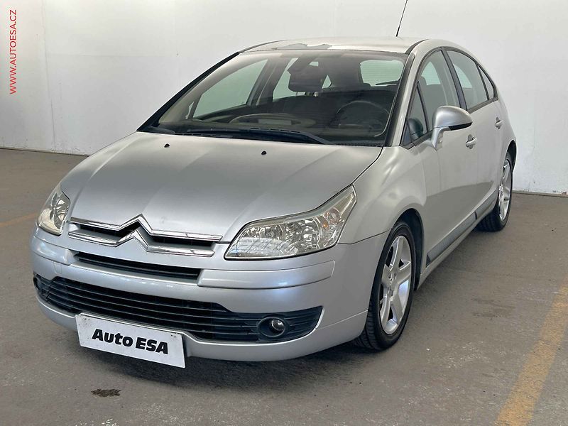 Citroën C4 (2005) 1.6, 1.maj, AAC, tempo - fotka 3 z 14