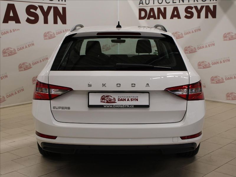 Škoda Superb 2,0 TDI DSG LED 1.majitel - fotka 5 z 37