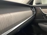 Volvo V90 CC B4 AWD MOMENTUM REZERVACE - náhled 31