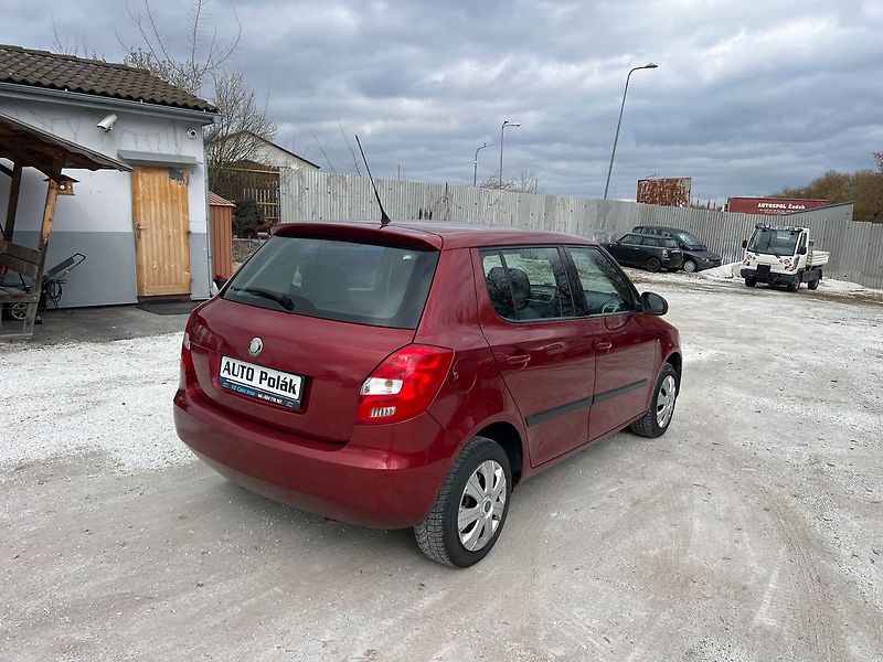 Škoda Fabia 1.4 16V - fotka 9 z 15