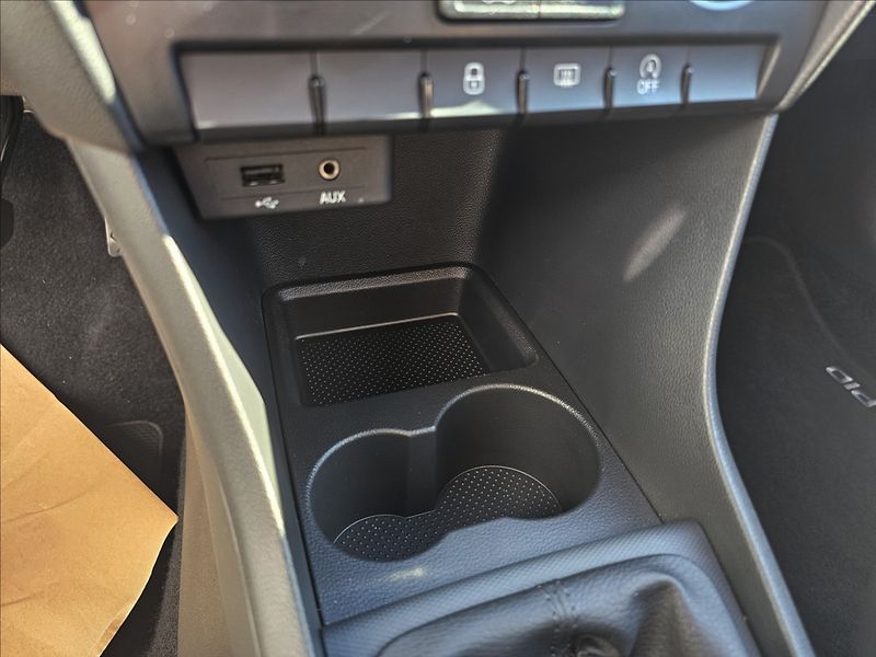 Škoda Rapid 1,2 TSI 66KW klima ALU STK - fotka 19 z 35