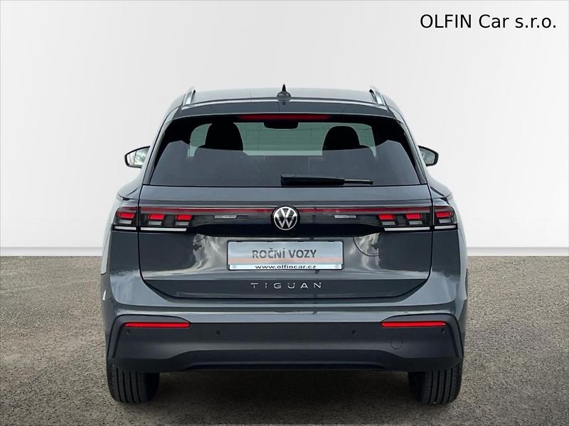 Volkswagen Tiguan 2,0 TDi 110kW 7DSG PEOPLE - fotka 8 z 28