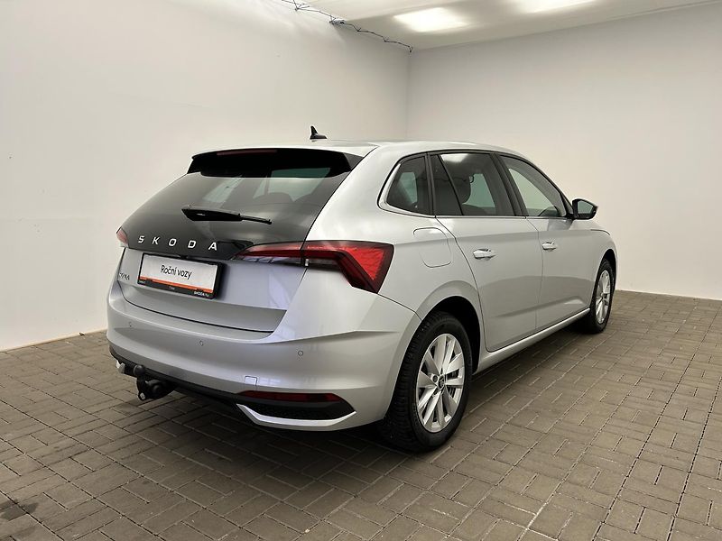 Škoda Scala 1.0 TSI Top selection - fotka 2 z 24
