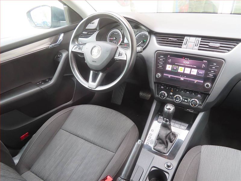 Škoda Octavia (2019) 2.0 TDI, Automat, Navi - fotka 7 z 19
