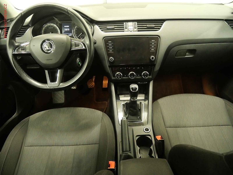 Škoda Octavia (2017) 1.6TDi, ČR - fotka 8 z 20