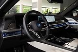 BMW Ostatní M70 xDrive Bower&Wilkins Diamo - náhled 6