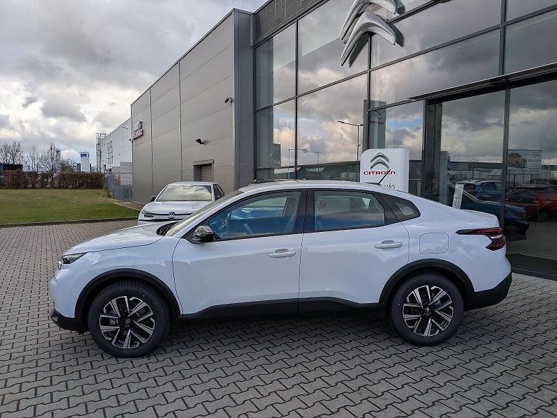 Citroën C4 X (2026) PLUS Hybrid 145 Automatic  - fotka 3 z 10