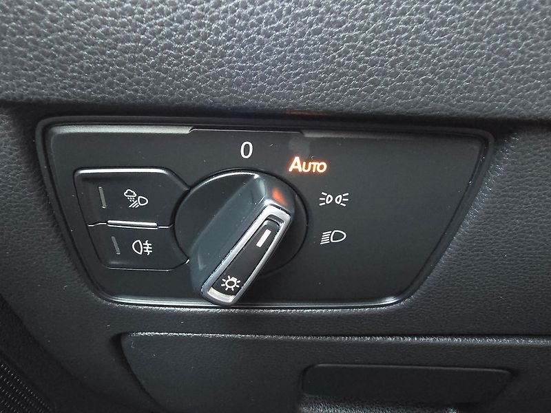 Volkswagen Arteon FL. R-LINE 147kW 4x4 DSG KŮŽE - fotka 27 z 49