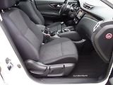Nissan Qashqai (2017) 1.5dCi 81kW 6MAN -VÝBAVA! - náhled 24
