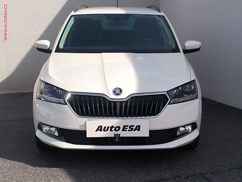 Škoda Fabia (2022) 1.0 TSi, 1.maj,ČR, Ambition - fotka 2 z 23