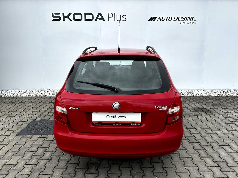 Škoda Fabia (2009) Combi 1.2 HTP 51kW MP5 Classic - fotka 6 z 27