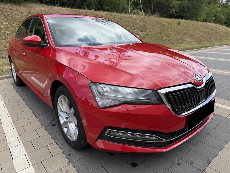 Škoda Superb - fotka 6 z 14