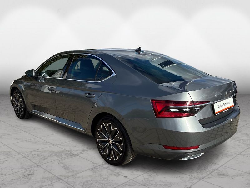 Škoda Superb L&K 2.0 TDI 147kW DSG 4x4 - fotka 4 z 28