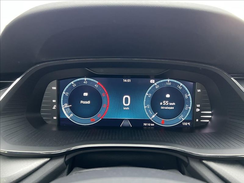 Škoda Octavia 2,0 TDI 85kW Ambition Combi - fotka 24 z 30