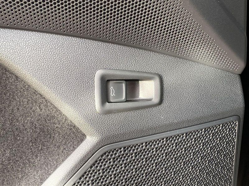 Škoda Kodiaq (2024) 2.0 TDI 4x4 DSG Exclusive Sele - fotka 26 z 40