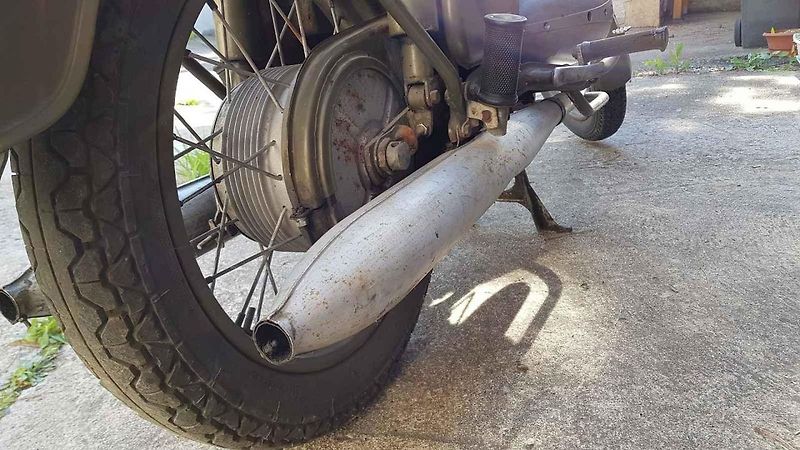 Vojenská Jawa 350