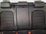 Volkswagen Golf (2014) Highline 2.0 TDI, Automat - náhled 10