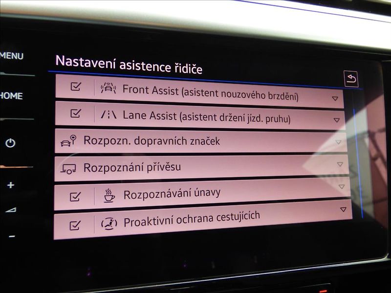 Volkswagen Arteon 1,4 1.4 TSI  DSG,eHybrid,R-lin - fotka 39 z 85