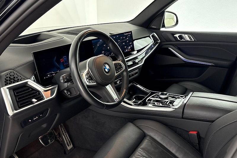 BMW X5 xDrive30d - fotka 6 z 29