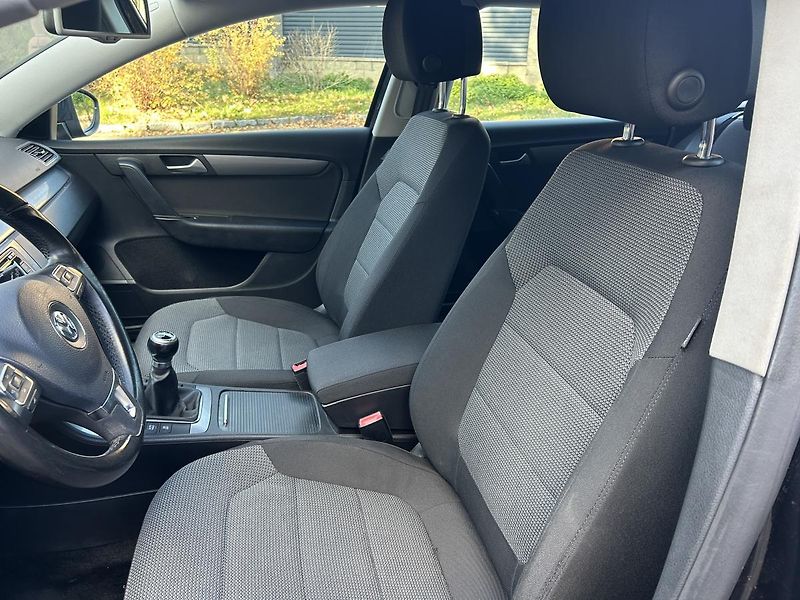 Volkswagen Passat (2011) 1,4TSi Variant Comfortline - fotka 32 z 57