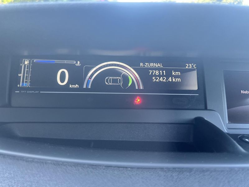 Renault Scénic 1.2TCE 85KW,KůŽE,NAVI,2xKOLA - fotka 44 z 44