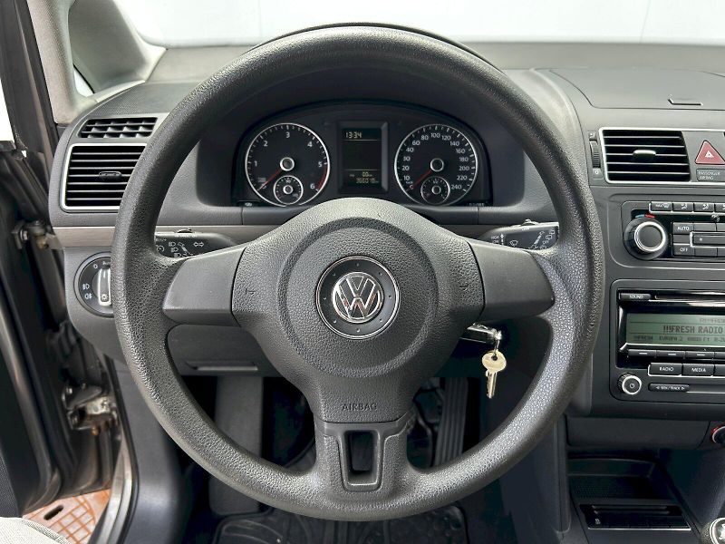 Volkswagen Touran (2011) 2.0 TDI 103kW DPF MP6 Comfortl - fotka 8 z 27