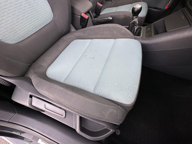 Volkswagen Golf Plus (2007) CROSS 2.0TDI/103kW  - fotka 15 z 27