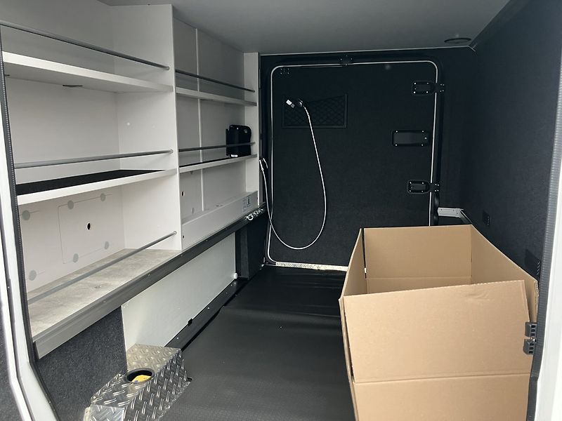 Hymer (2025) MCT600 el. postel Premium MY26 - fotka 18 z 19