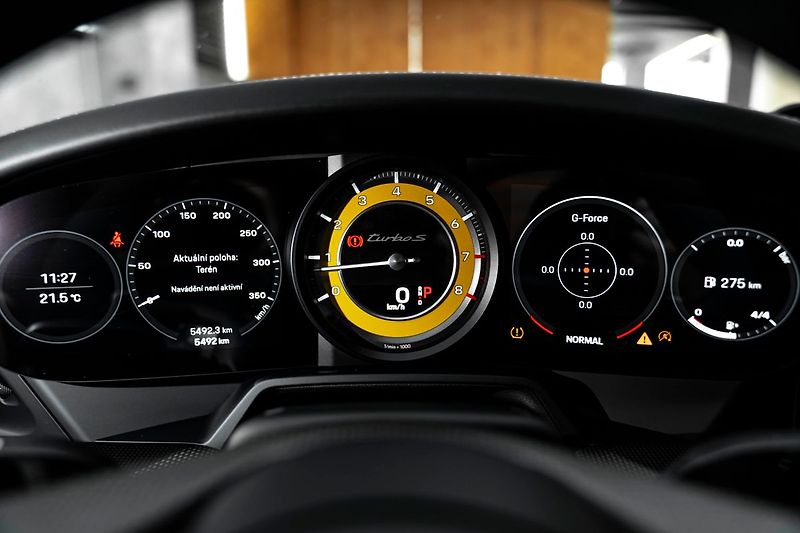 Porsche 911 Turbo S - fotka 10 z 22