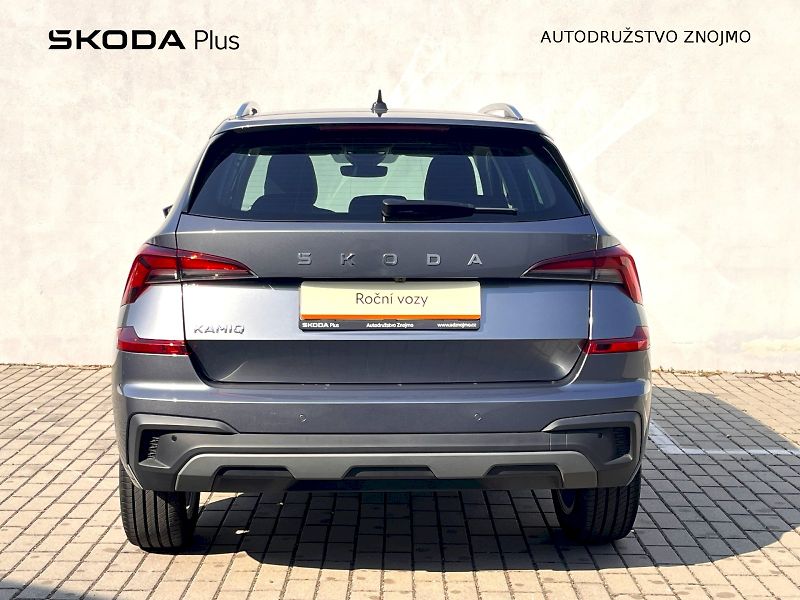 Škoda Kamiq (2025) 1,5TSI 110KW Top Selection - fotka 6 z 25