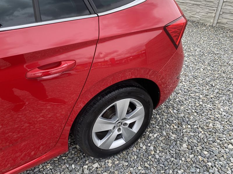 Škoda Scala 1.0i G-TEC STYLE CZ DPH LED 1A - fotka 31 z 156
