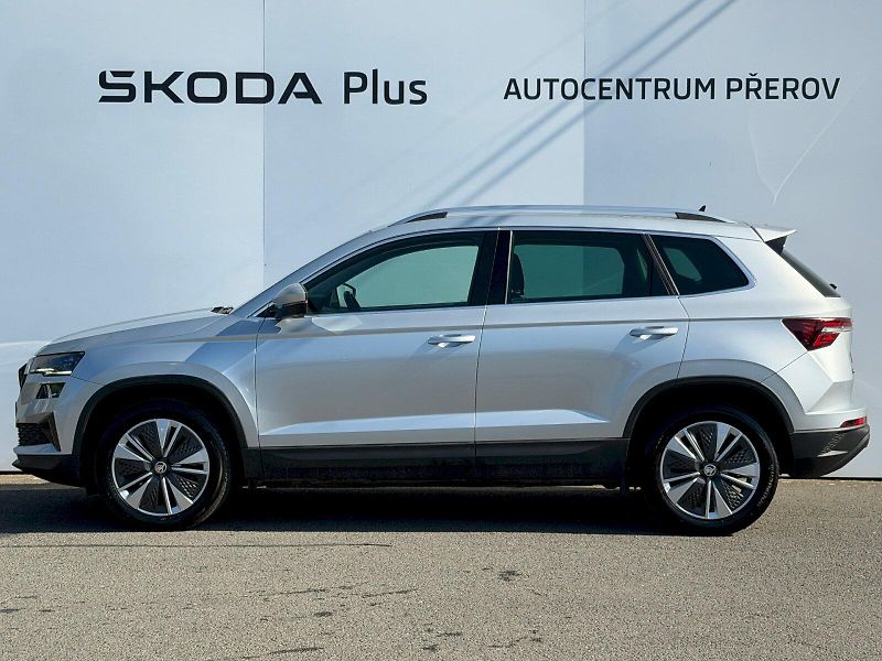 Škoda Karoq (2022) 1.5 TSI 110kW Style Exclusive - fotka 3 z 35