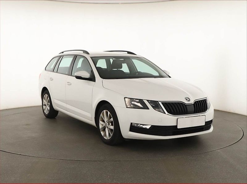 Škoda Octavia (2018) 1.6 TDI, Automat - fotografie inzerátu