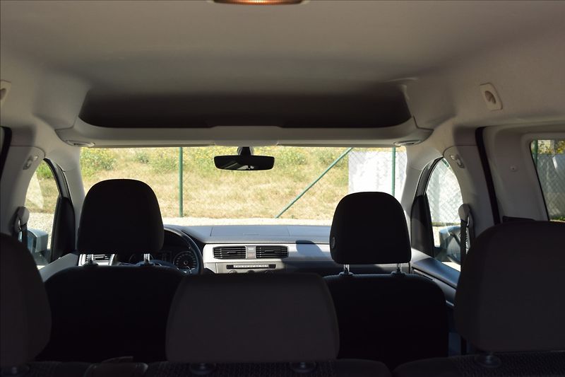 Volkswagen Caddy 2,0 TDI 75KW ODPOČET 2XPNEU - fotka 26 z 50