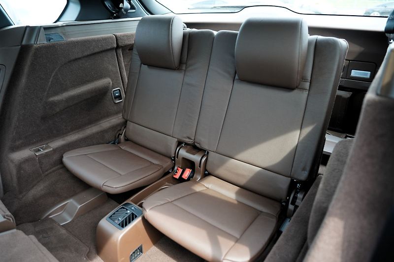 BMW X5 4.0d xDrive/kůže/7míst/55.000k - fotka 35 z 44