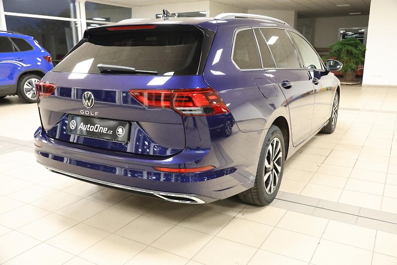 Volkswagen Golf Variant (2023) 2.0TDI LED Navi Tažné Display - fotka 8 z 39