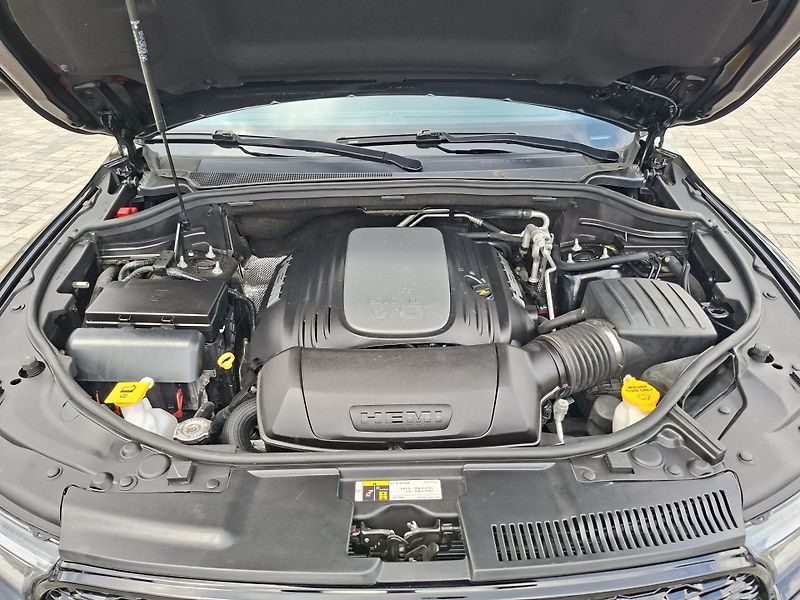 Dodge Durango (2021) 5,7L V8 4x4,Top výbava, 7 míst - fotka 28 z 31