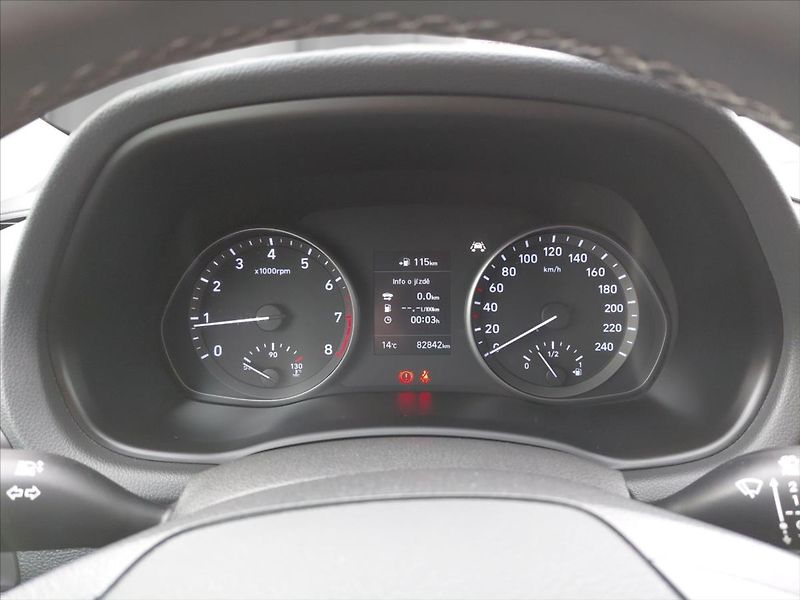 Hyundai i30 1,4   1.4T-GDi Start Plus - fotka 12 z 24