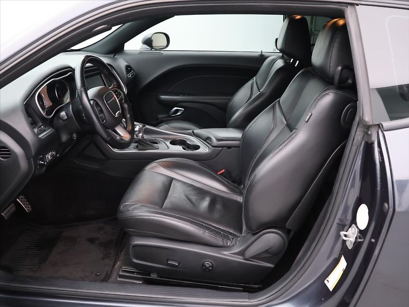 Dodge Challenger R/T 5,7 Hemi V8 280kW Kůže - fotka 10 z 31