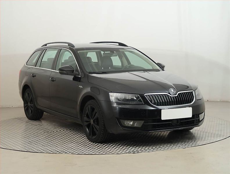 Škoda Octavia (2016) Laurin&Klement 2.0 TDI, 4X4 - fotografie inzerátu