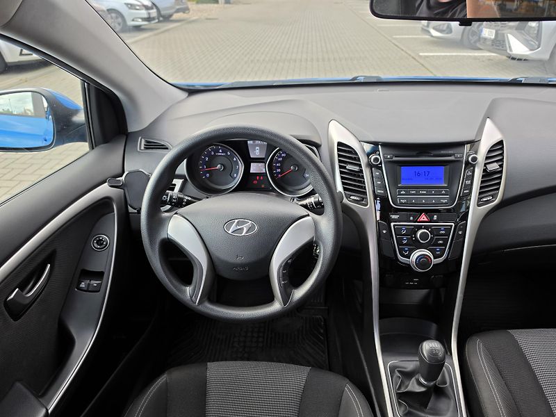 Hyundai i30 (2016) 1,4i 73kW Entry - fotka 14 z 17