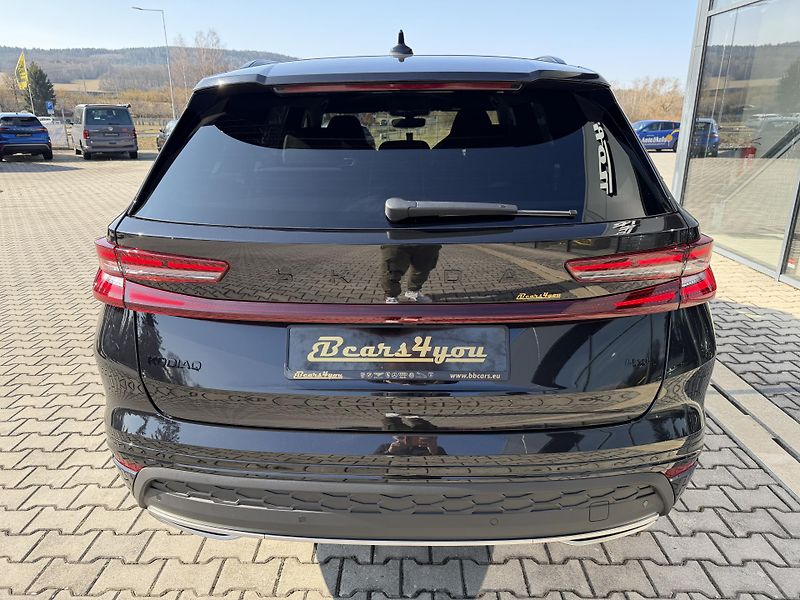 Škoda Kodiaq (2026) 2.0TDI 142kW 4X4 SPORT R19 CZ! - fotka 8 z 46