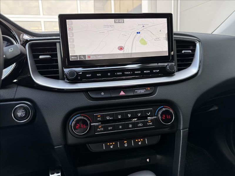 Kia XCeed 1,5 T-GDI DCT  Top Tažné - fotka 17 z 25
