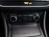 Mercedes-Benz GLA (2017) 200 d 4MATIC, 4X4 - náhled 11