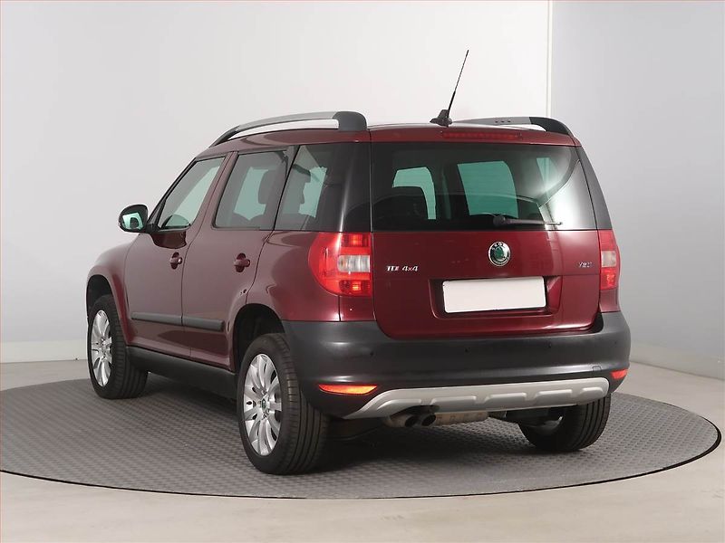 Škoda Yeti (2012) Elegance 2.0 TDI, 4X4 - fotka 4 z 18