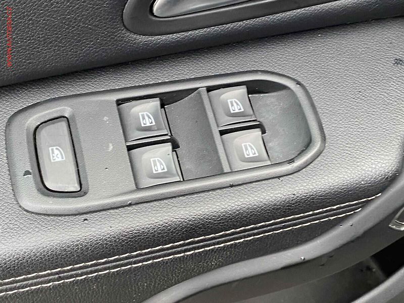 Dacia Duster (2019) 1.3 TCe, Adventure, kamera, - fotka 11 z 21